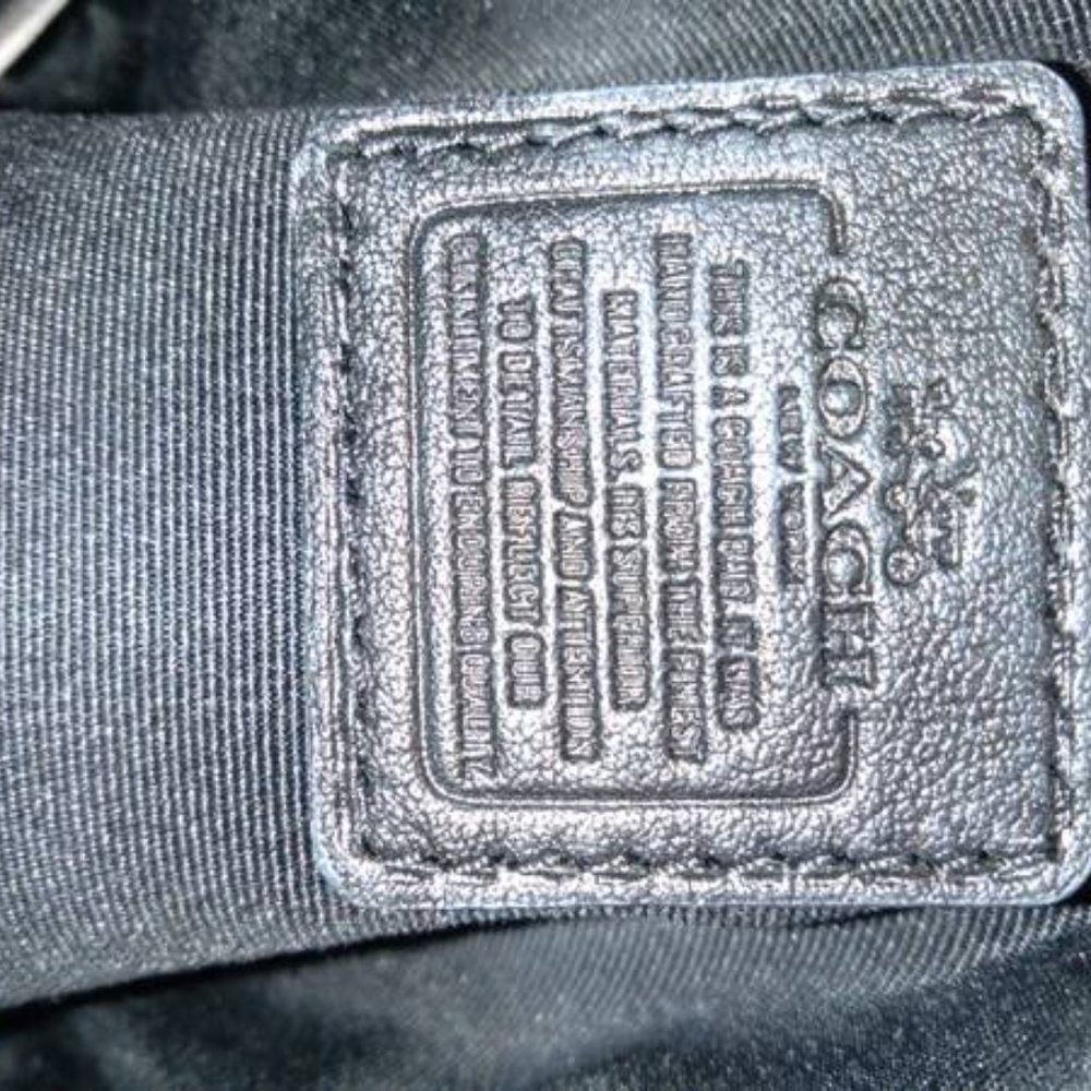 Small Black Coach Wristlet - Picture 6 of 6